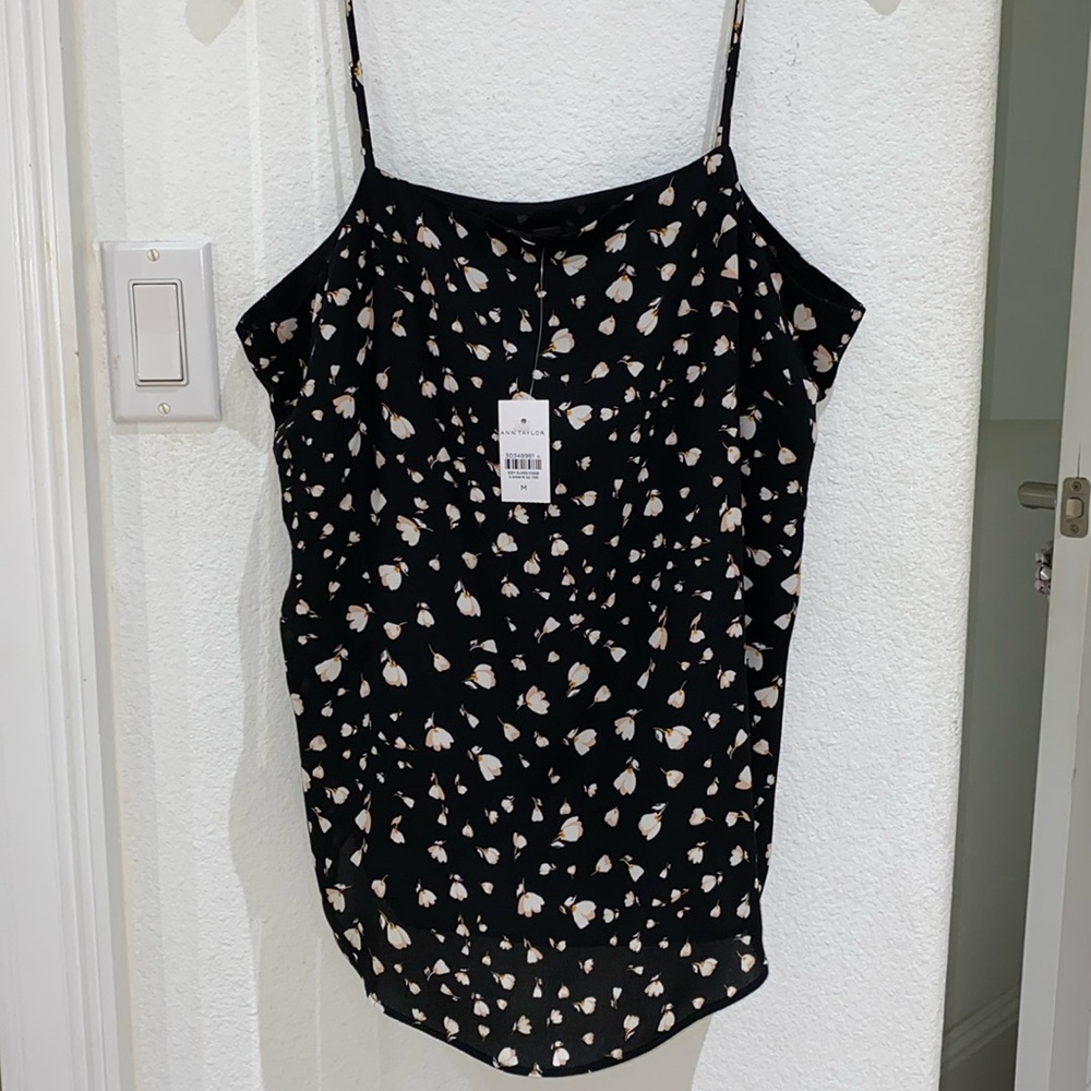Ann Taylor Black Floral Adjustable Strap Lined Blouse - Size Medium - NWT